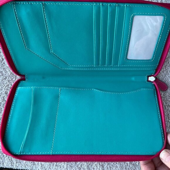 BAEKGAARD Wallet Zip around LEATHER  Clutch Hot PINK - Picture 4 of 8